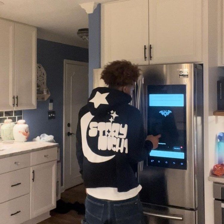 Star Graphic Hoodie